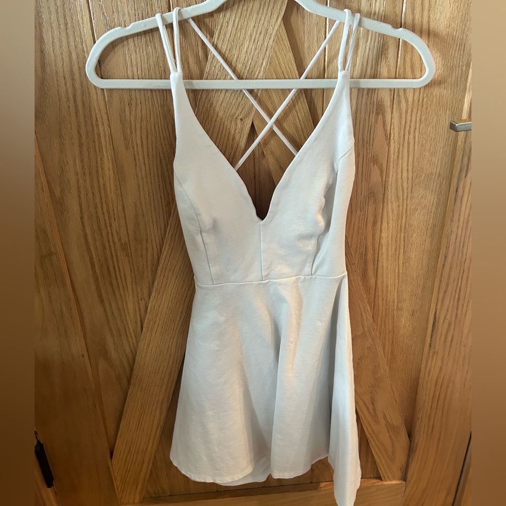 White Lulus dress